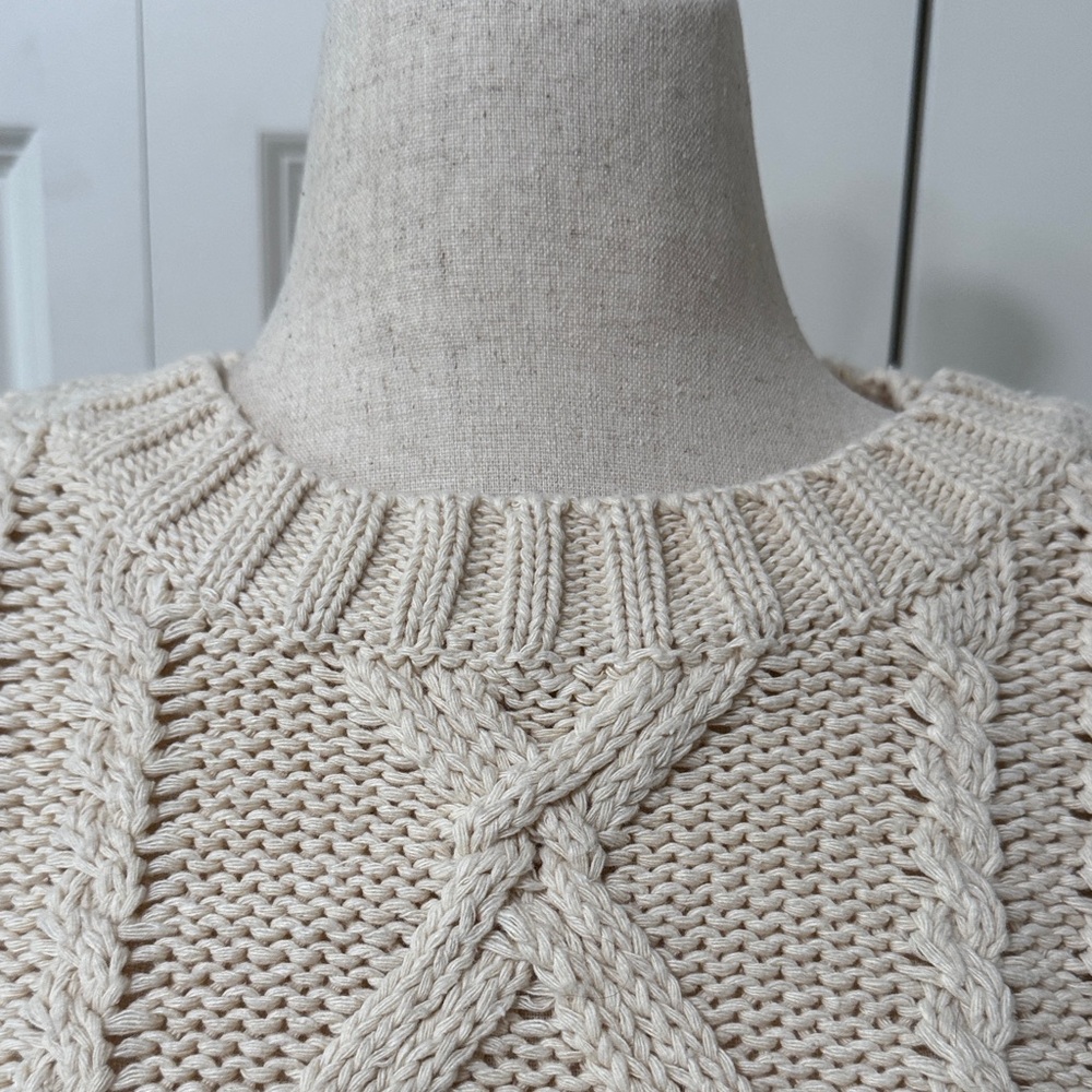 Cable Knit Oversized Cream Sweater EUC❤️ - Picture 5 of 14